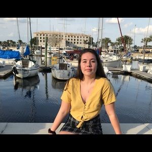 Meet your Posher, Hannah